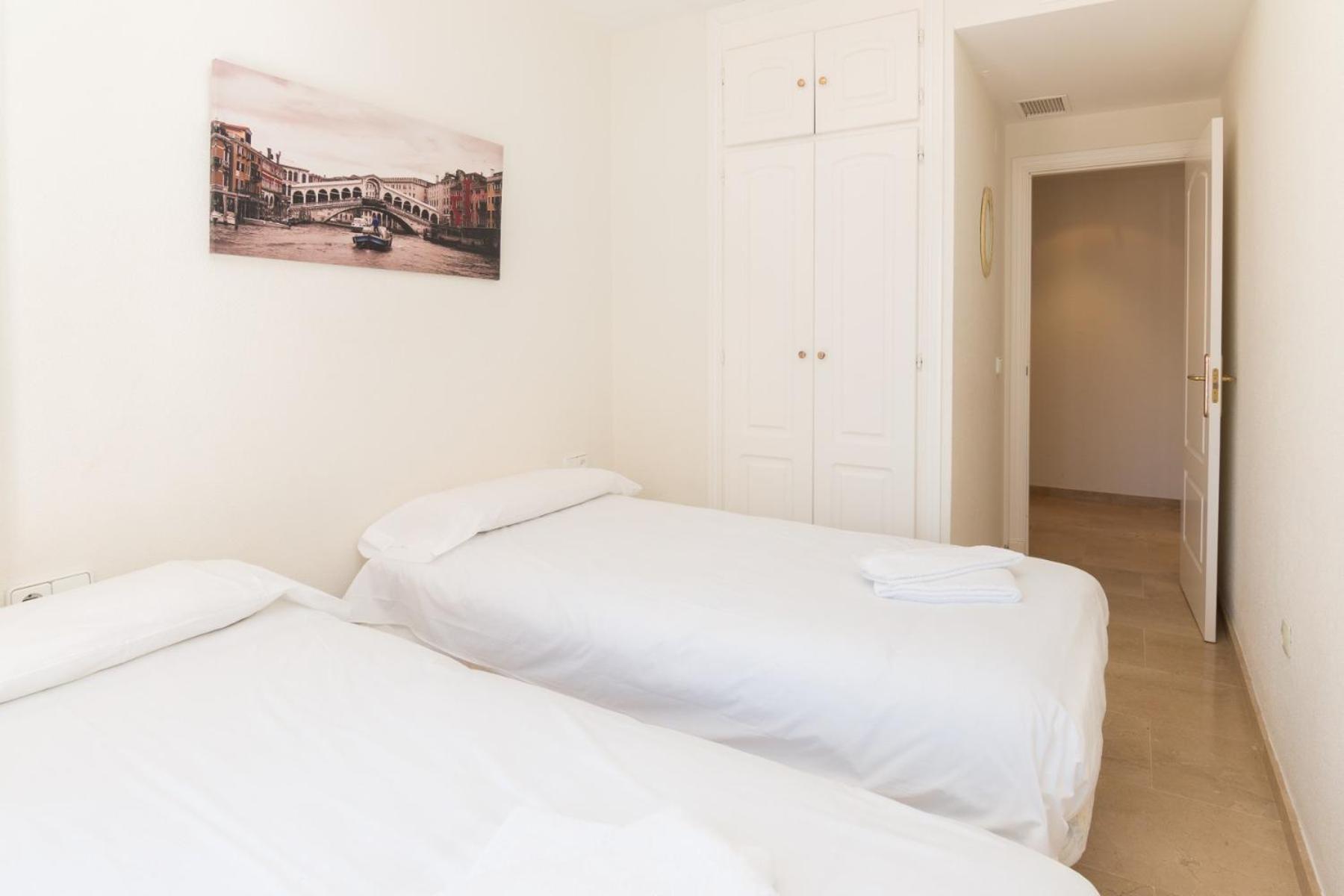 2066-apt 2 Bedrooms On Beach, Tenis, Gym, Pool *