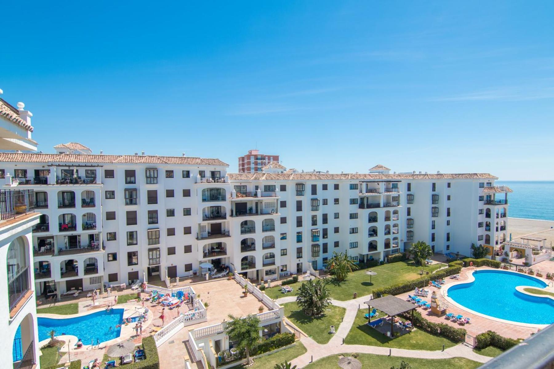 2066-apt 2 Bedrooms On Beach, Tenis, Gym, Pool Manilva